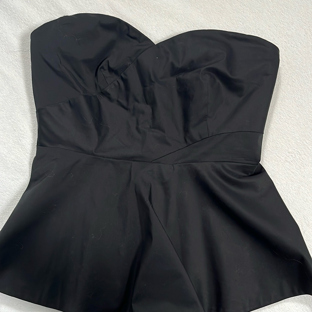 Strapless black top